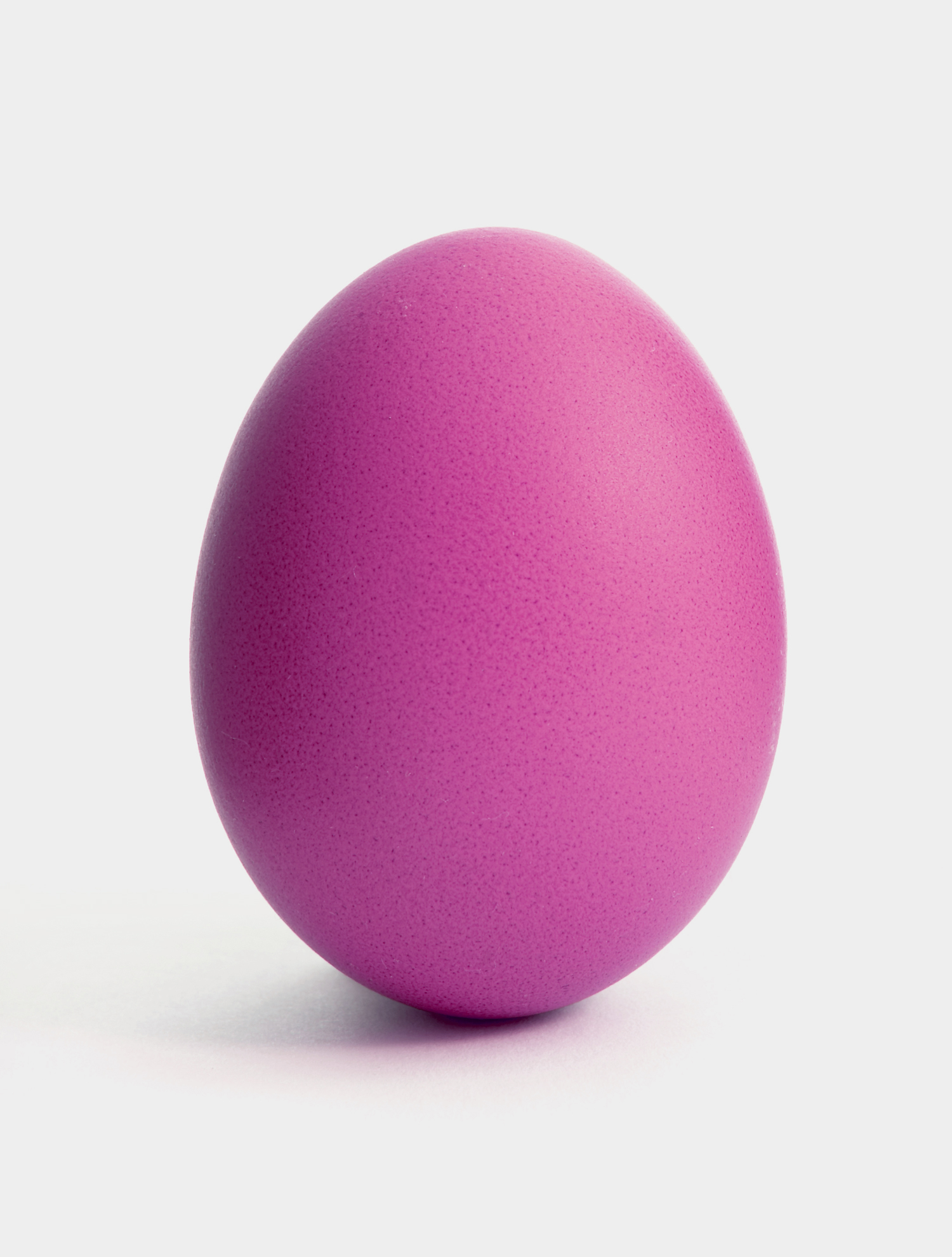 Розовое яйцо порода. Яйцо розовое. Розовые пасхальные яйца. Яйца розового цвета. Разноцветные яйца.